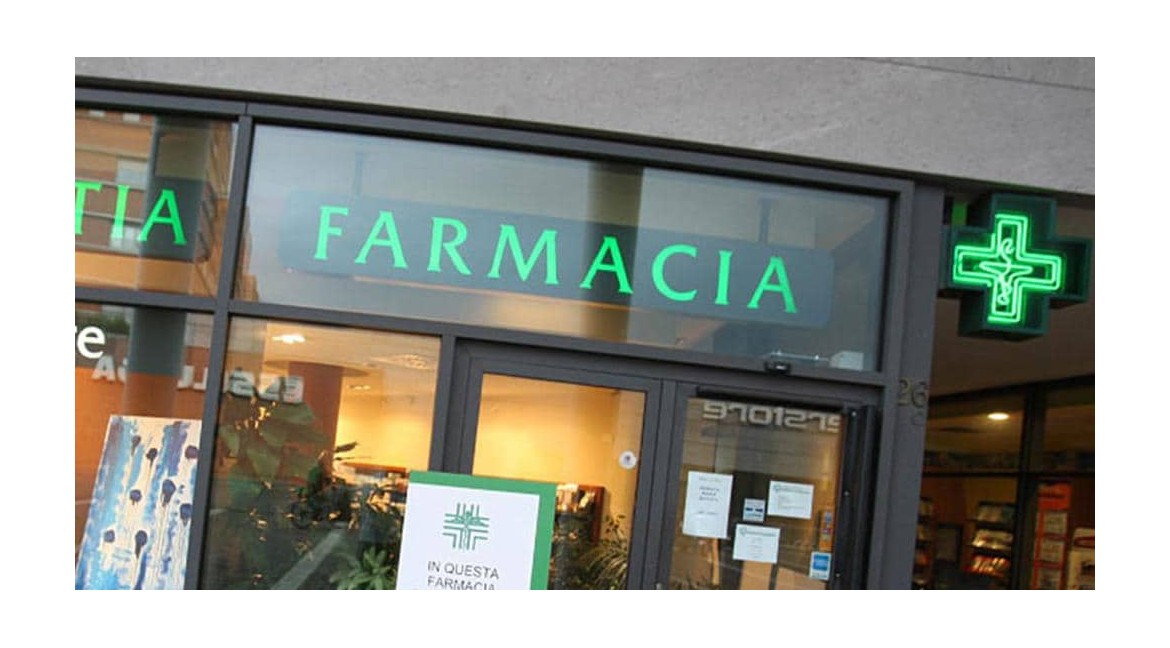 ESPOSITORI PER FARMACIE