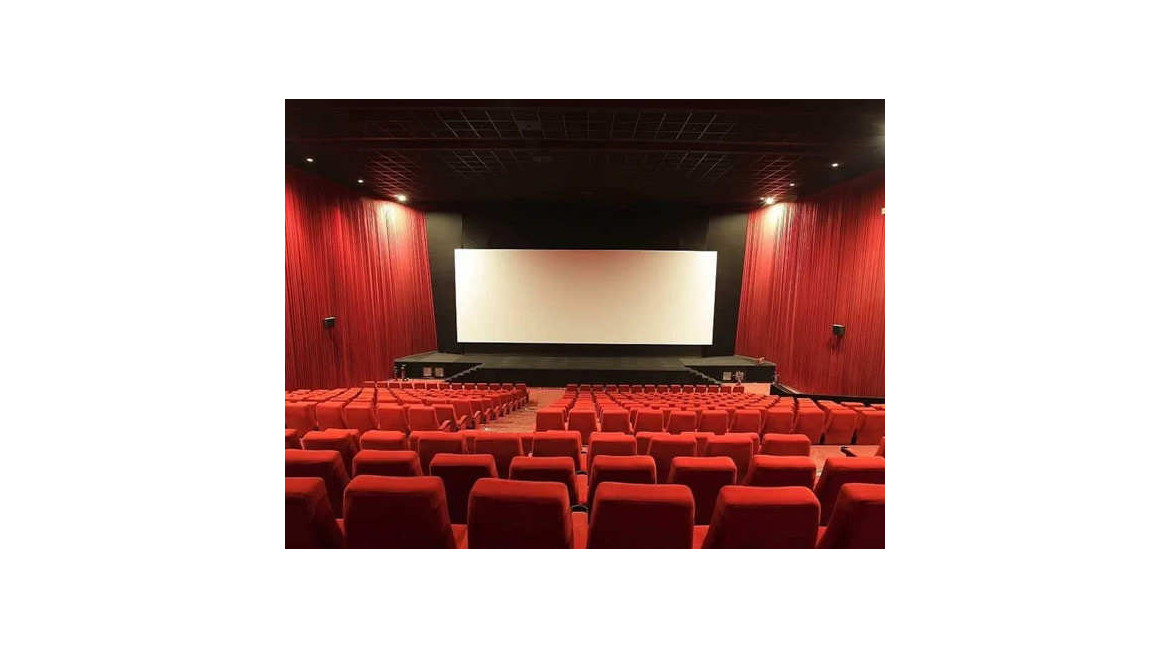 SOLUZIONI ESPOSITIVE PER CINEMA E TEATRI